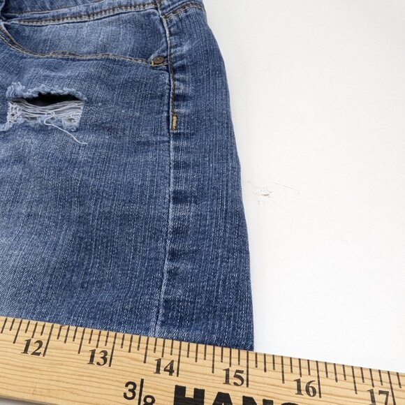 LEI Tatum High Rise Medium Wash Jean Shorts Distressed Double Button Size 17 - Picture 10 of 11